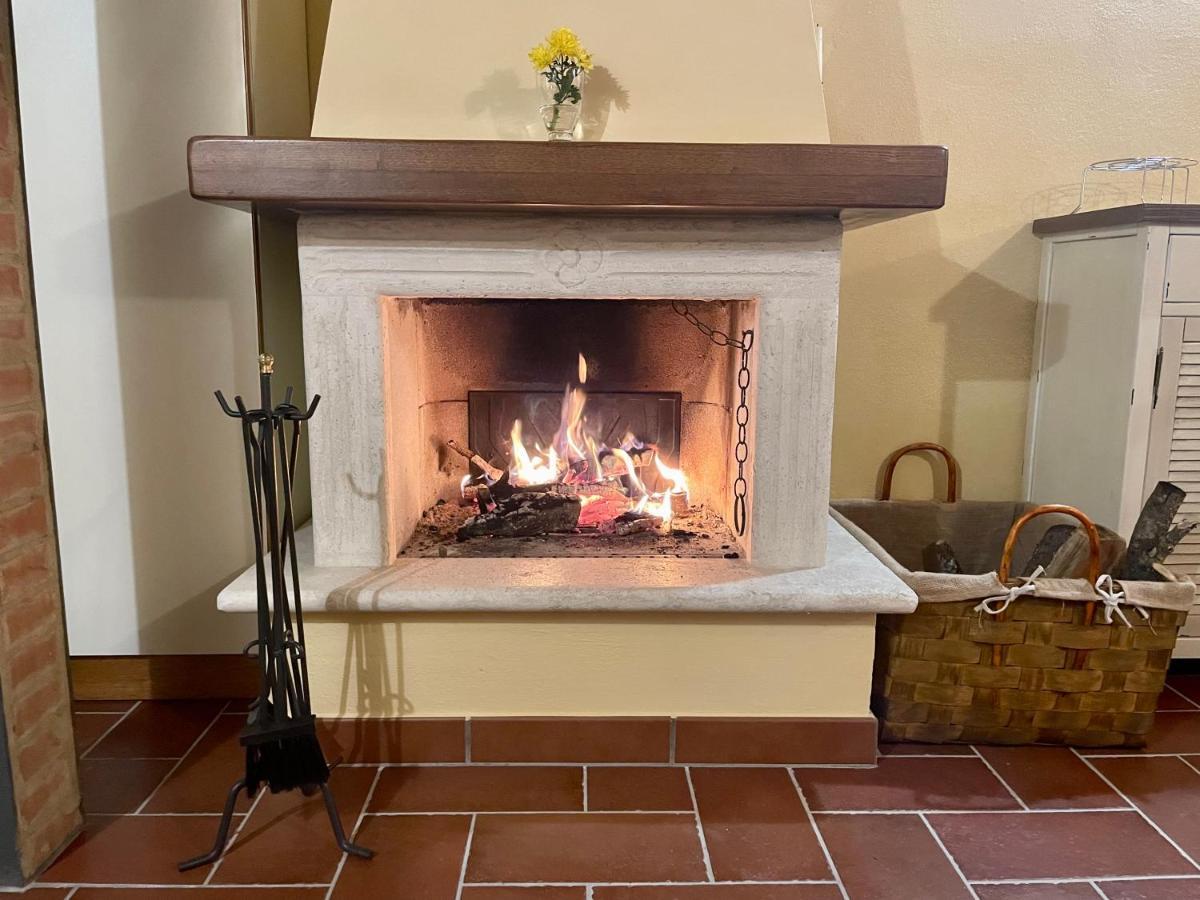 La Costarella Apartment Montefollonico ภายนอก รูปภาพ